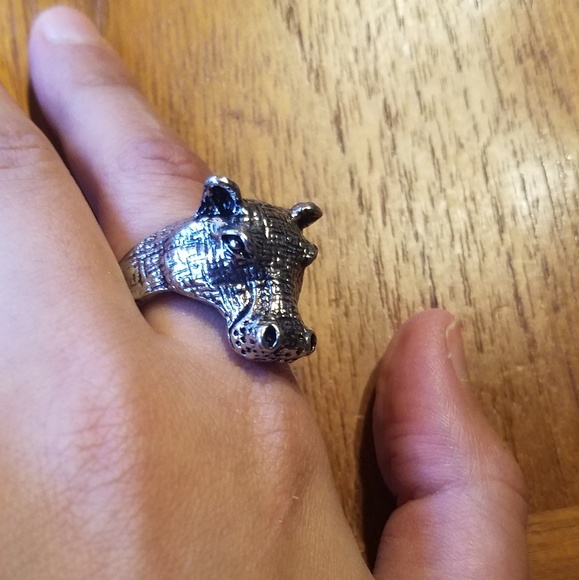 hippo ring